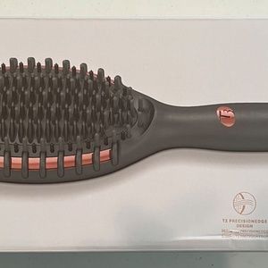 T3 Edge Heat Brush / Blow Dry Brush